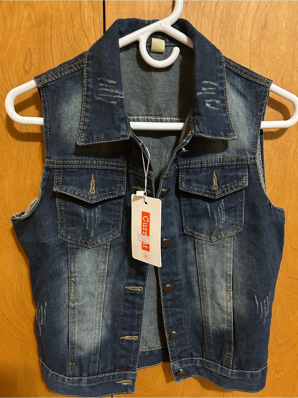 NWT Women’s Medium Denim/Jean vest
